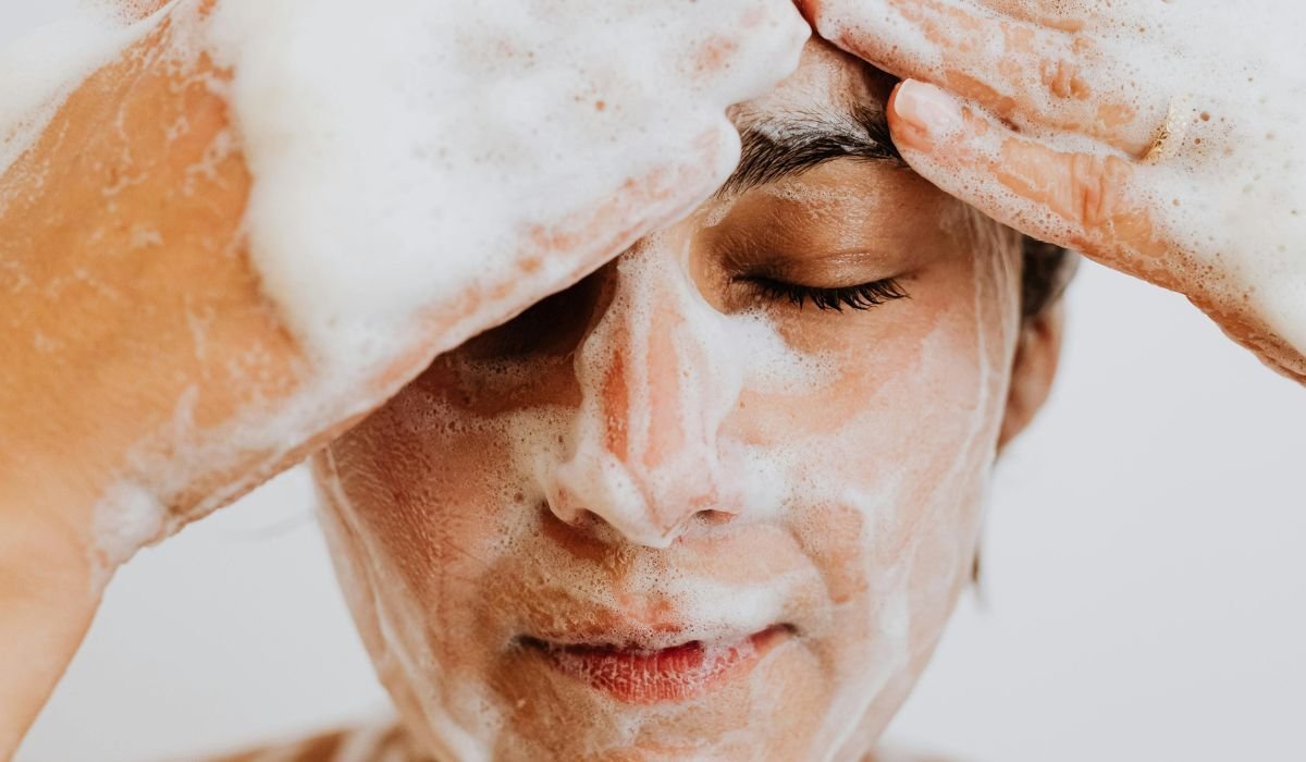 Right way to bathe banner